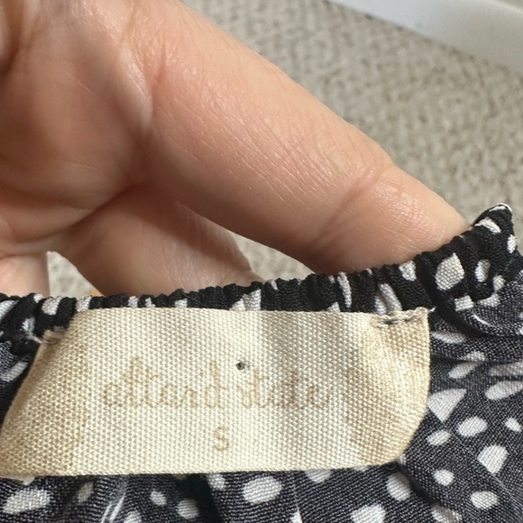 Altar’d State  Black and White Smocked Crop Blouse size S - Picture 5 of 9